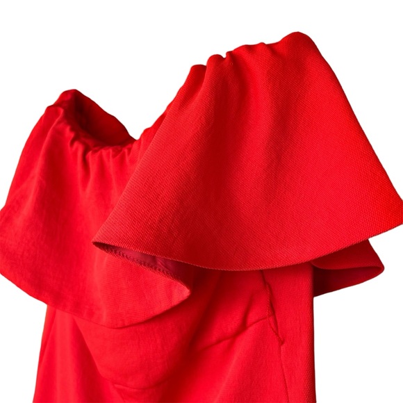 Aritzia Babaton Red Off Shoulder Flutter Jumpsuit Size 00 Missing Belt NWOT - Picture 6 of 17